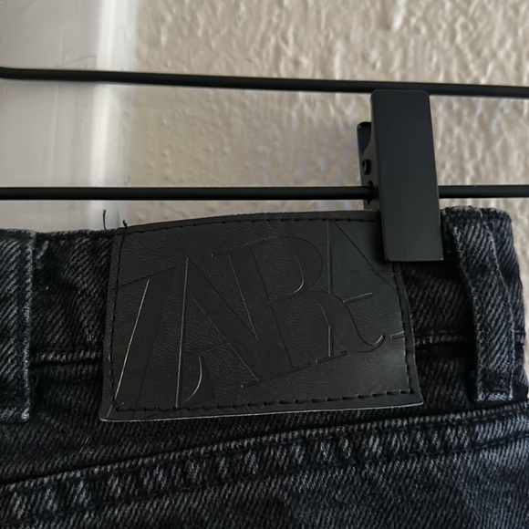 HIGH RISE STRAIGHT ZARA JEANS SIZE 0 BLACK - Picture 14 of 15